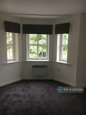 Bay Windows In Living Room