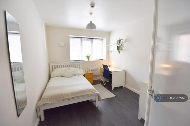 Room 1 - Available