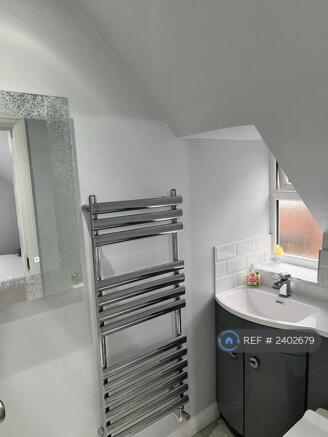 En-Suite Bathroom