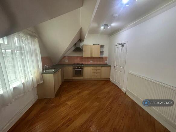 Kitchen /Living 