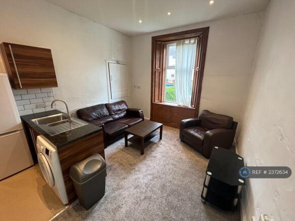Kitchen/Lounge 1 
