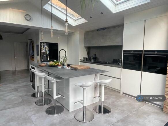 Open Kitchen 