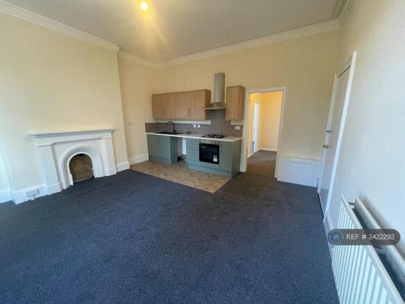 Living Room / Kitchen 