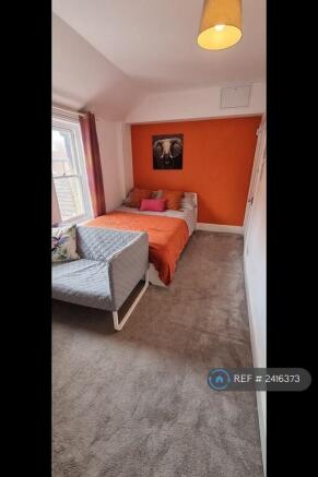 Room 5 - Double Room