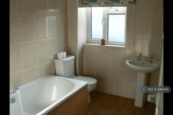 Family Size Bathroom And Shower