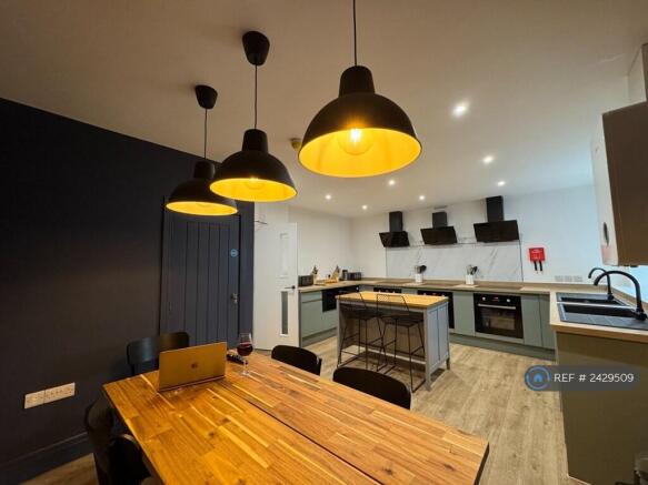 Communal Kitchen