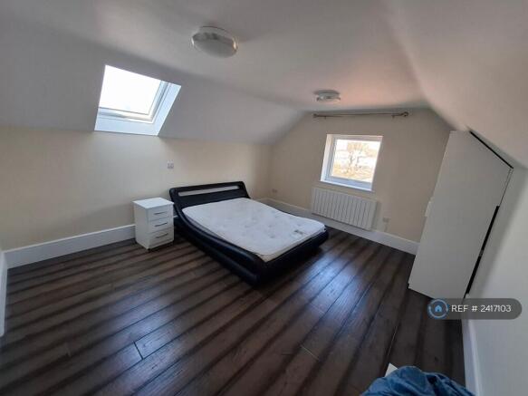 King Size Bedroom