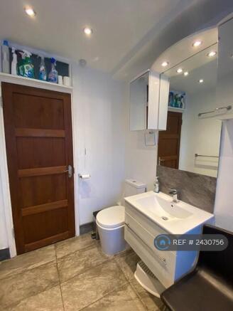 Bathroom 4