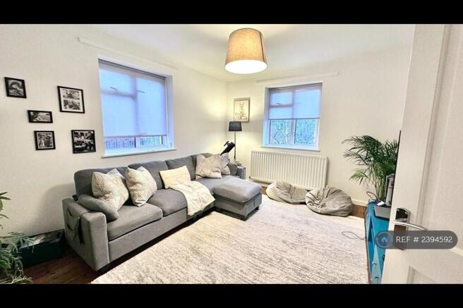 Large Lounge Img 1