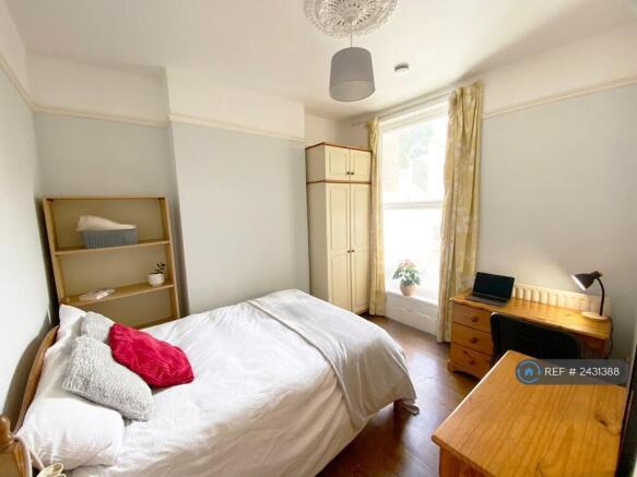 Downstairs Bedroom 1
