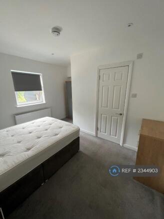 Room 3 -Available On 26th April 2025 (£875)