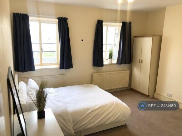 Studio Double Bed
