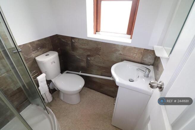 Bedroom 1 - En Suite