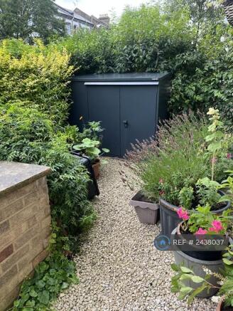 Front Garden (Communal)