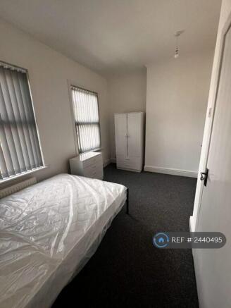 Bedroom 3 En Suite V2