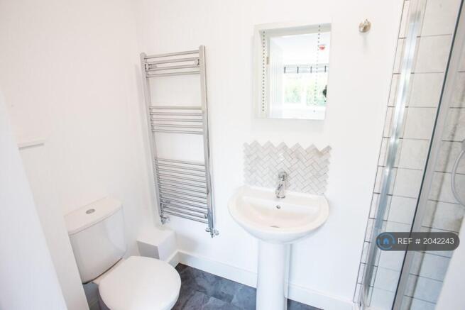 Room 3 En-Suite