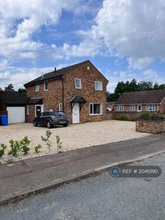 17 The Hedgerows