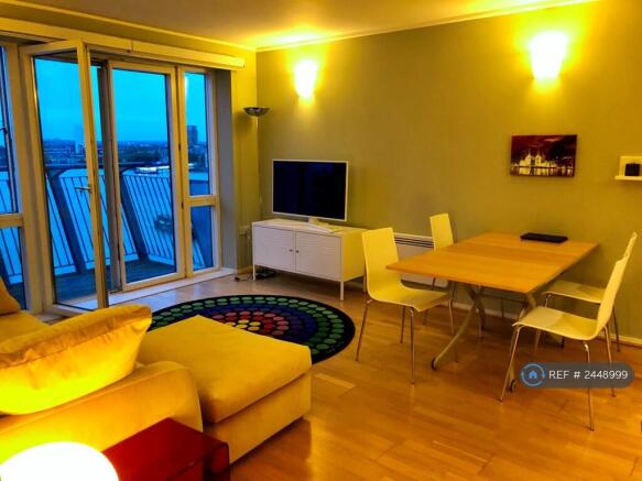 Lounge/Dining/Kitchen