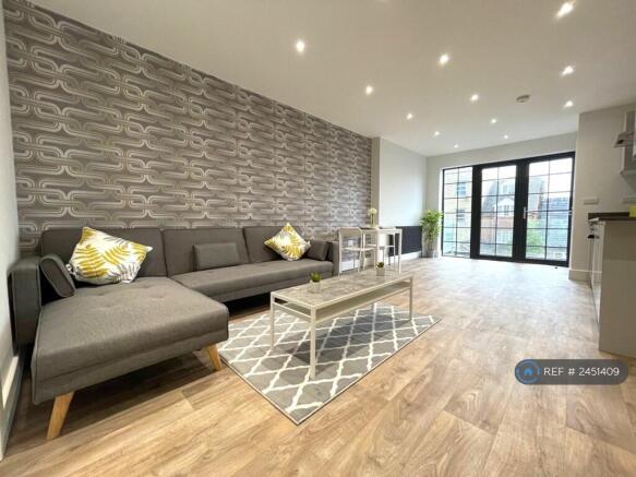 Flat 10 - £1400