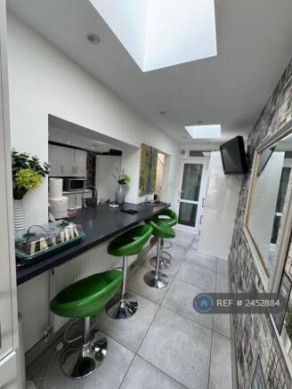 Breakfast Bar Area 