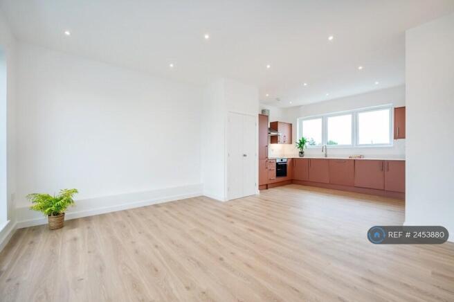 Living Room / Kitchen