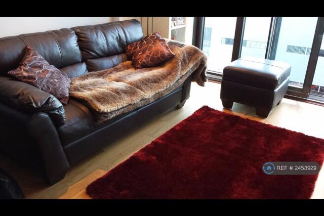 Living Room (2) 
