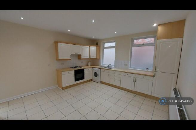 Kitchen Dinetr