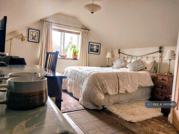 Kingsize Ensuite Room