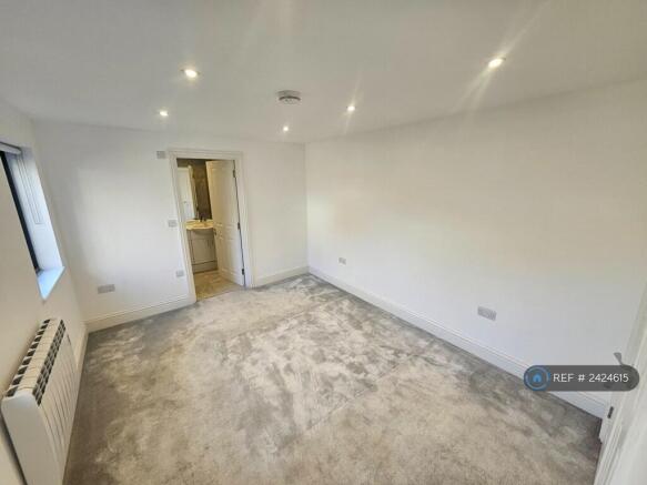 Bedroom 1 (Ground Floor)