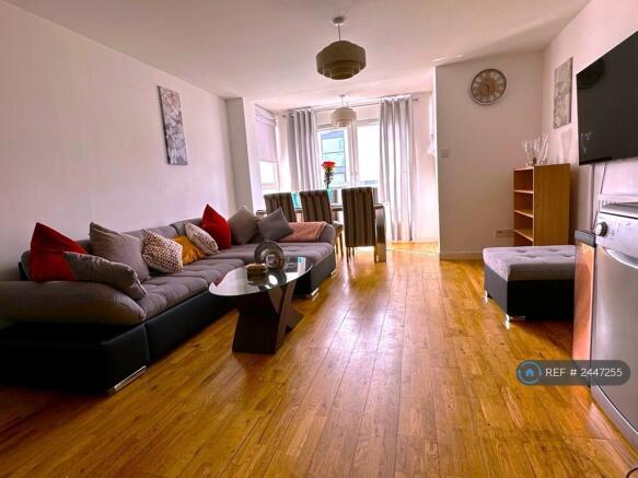 Living Room / Sitting And Dining Areas