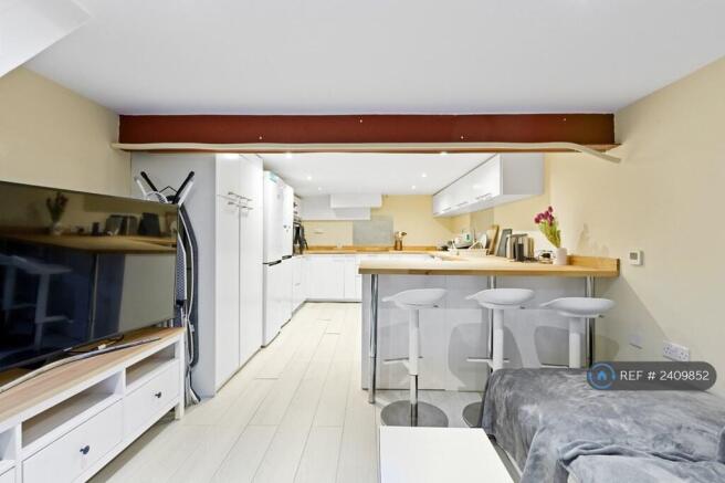 Kitchen/Living Room