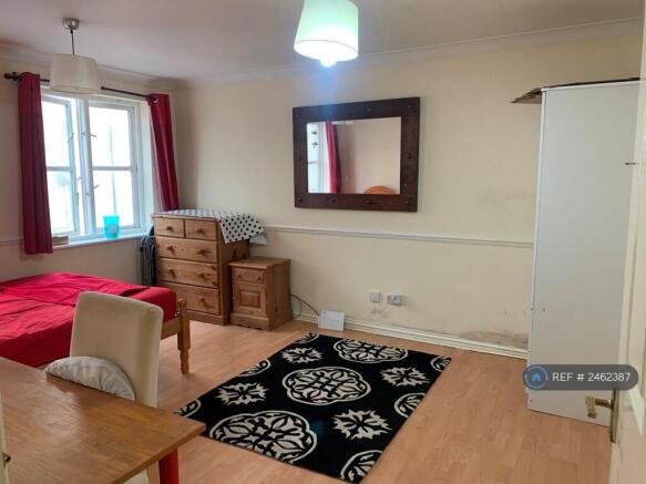 Room Pic1