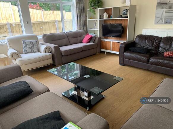 Large Lounge Area