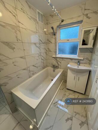 New Bathroom- 1st Image