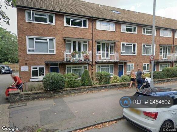 2 Bed Flat In Surbiton