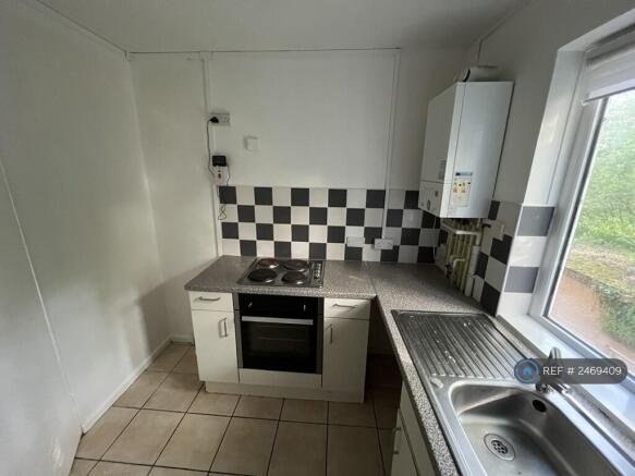 Kitchen Image 2