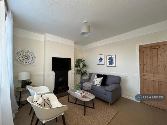 Lounge 1