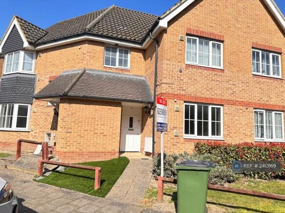 2 Bed Maisonette To Let In Thamesmead, London Se28