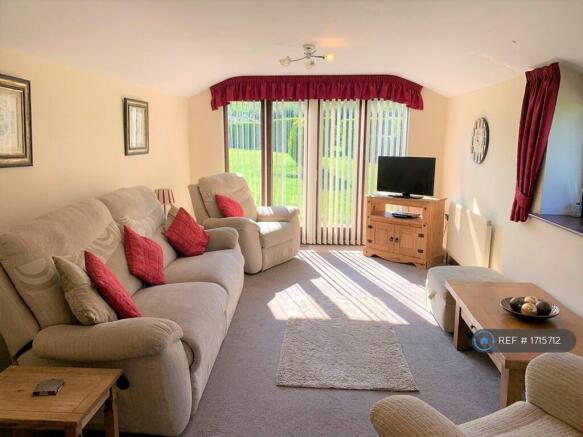 Living Room (1)