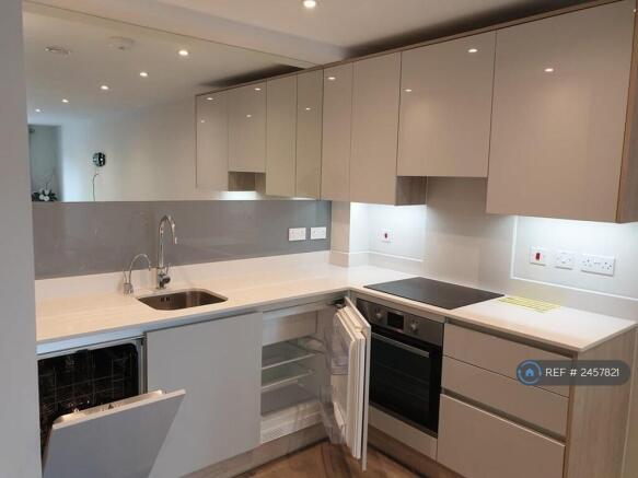 Kitchen With Built In Appliances