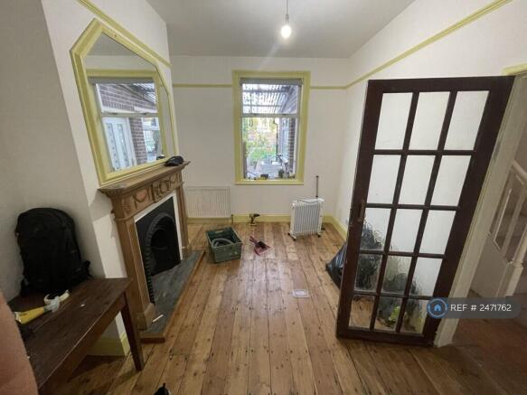 Living Room (Currently Furnishing)