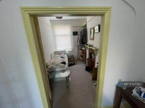 Bedroom (With Double Bed)