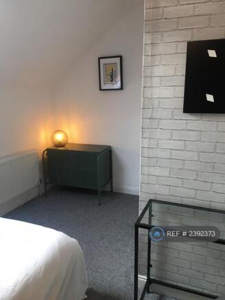 Rent Sheffield Table And Chairs