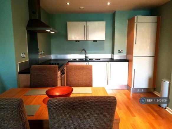 Dining & Kitchen 