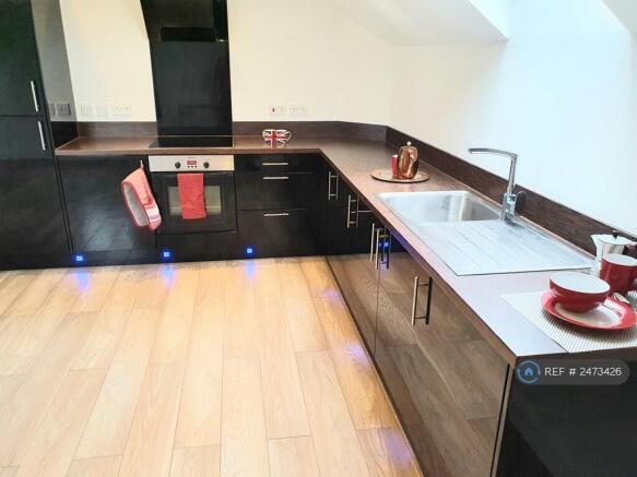 Modern Spacious Apartment
