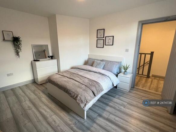 Room b