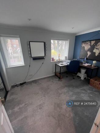Bedroom 2/ Office