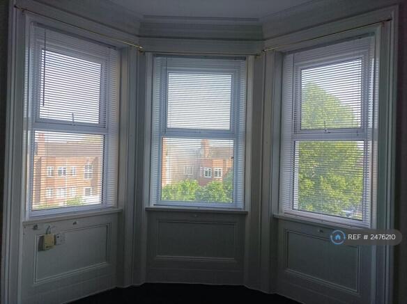 Living Room_bay Windows