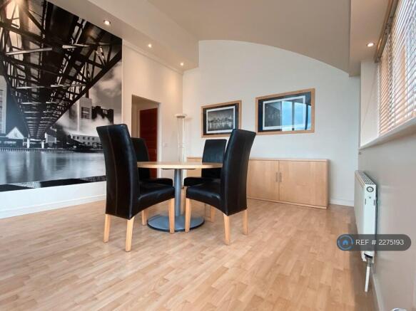 Lounge / Dinning 