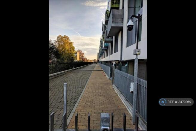 Gated And Secure Private Road With Concierge 